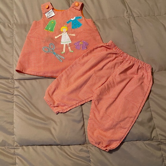 Mulberry Street Reversible Fall Outfit - Picture 1 of 8